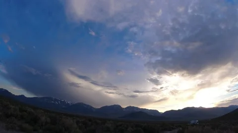 Mesmerizing, calming sunset time lapse looking toward Eastern Sierra Mountains 스톡 동영상 166417003