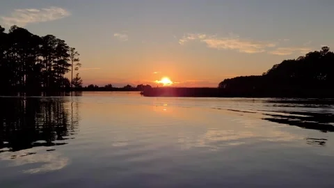 A Mesmerizing Sunset Video Over the Bay at Janes Island in Crisfield, Maryland Video stock 266187566