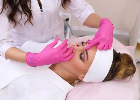 Mesotherapy injections in the face. Foto stock