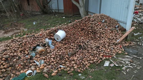 The mess left behind by the Russian army in Ukraine 動画素材 200916613