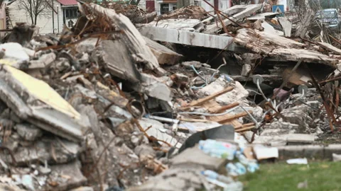 The mess left behind by the Russian army in Ukraine Vidéo 200919217