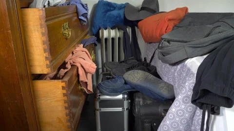 Messy area of a bedroom. Stock-Footage 164919098