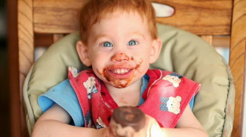 Messy baby Video stock 478028