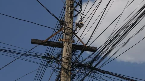 Messy Tangled Electrical Power Lines and Cables Vídeo Stock 330566391