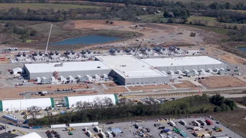 Meta Data Center in Gallatin, Tennessee - drone parallax Stock Footage 327853299