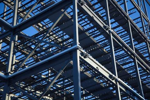Metal beams frame structure construction site Foto stock