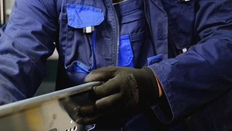 Metal bending on metal processing equipment 库存影片 125012151