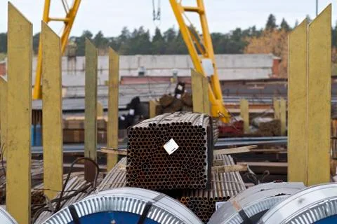 Metal profile pipe of round section in packs Photos