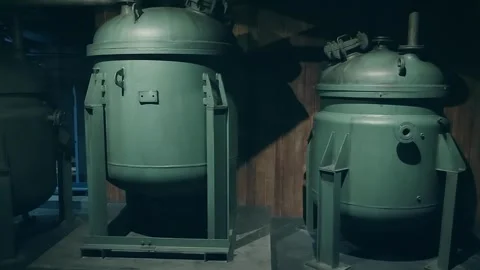 Metal reactors used in the Soviet Union for nuclear weapons research 库存影片 287945977