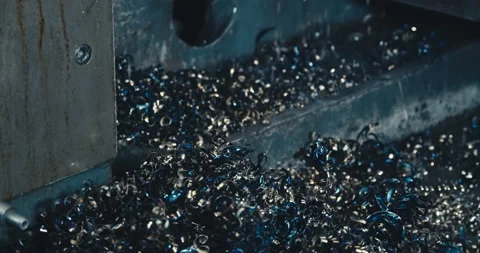 Metal shavings on the table fall to the floor. Workshop renovation. Workplace af Video stock 170605776