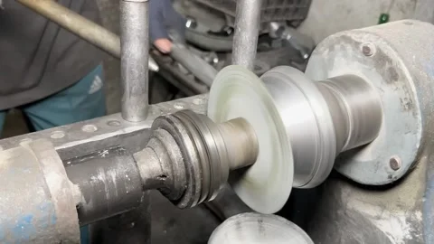 Metal Spinning Process Shaping Aluminium Cookware Vídeo Stock 339220014