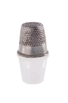 Metal thimble isolated Illustrazione stock