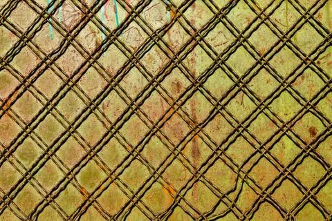 Metal wall background with wire rows Foto stock