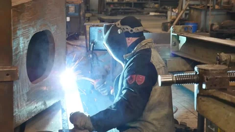 Metal welding operations Stock Footage 139915502