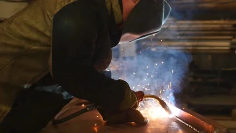 Metal welding works Stock Footage 139915410