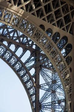 Metallic structure of the Eiffel tower metallic structure of the Eiffel to... Foto stock