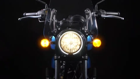 Meteor - front indicators blinking Stock Footage 200944793