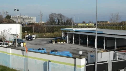 Methane distributor, Italy after the duties on Methan of Russia Vidéo 167356680