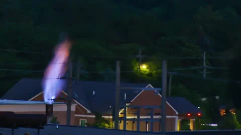 Methane Gas Burnoff - Time Lapsed 動画素材 11418326