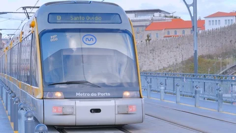 Metro do Porto train on Dom Luis bridge. Stock Footage 89151353