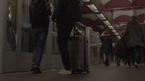 Metro packed with passengers commuters in evening after work  in Paris Stock Footage 148527353
