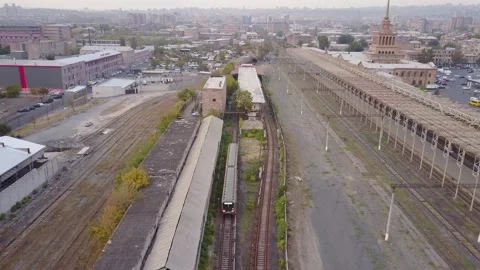 Metro passes through Yerevan city 1 库存影片 337776644