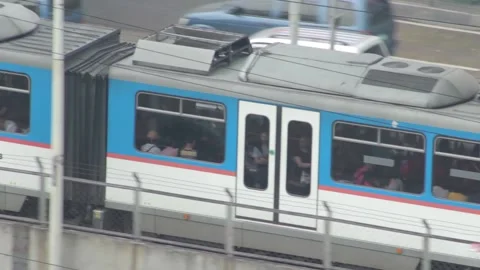 Metro Train in City Vídeo Stock 156100150