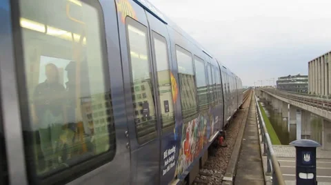 Metro Train in Copenhagen passing by 스톡 동영상 40443740