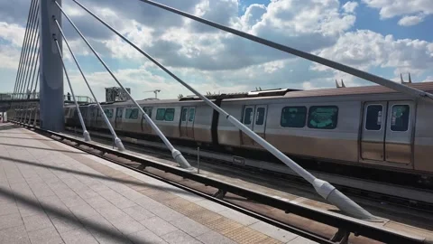 Metro Train Departing Halic Bridge Istanbul Turkey 動画素材 334670216