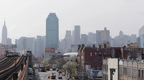 Metro Train Line 7 Passing in Queens, New York City Skyline, Manhattan Cityscape Stock Footage 24613399