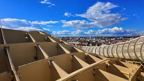 Metropol Parasol wooden structure with elevated walkway overlooking Seville 스톡 동영상 307163525