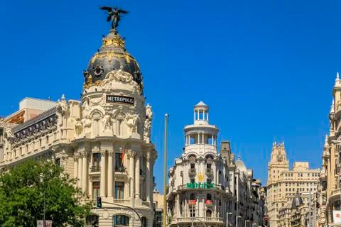 Metropolis and Edificio Grassy or the Rolex building, most beautiful building Fotos de archivo