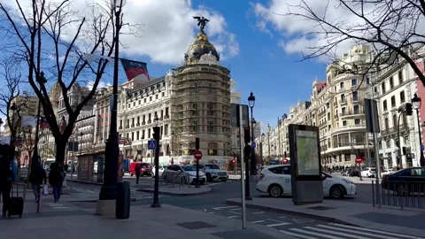 Metropolis building facade renovation. Stock Footage 267714565