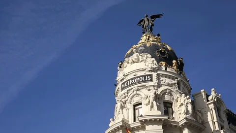 Restoration of the Metropolis Building in Madrid, Spain · Free