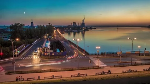 Metropolis road junction taymlaps from day to night Stock Footage 71977492