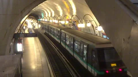 Metropolitain train in paris Stock-Footage 12524404