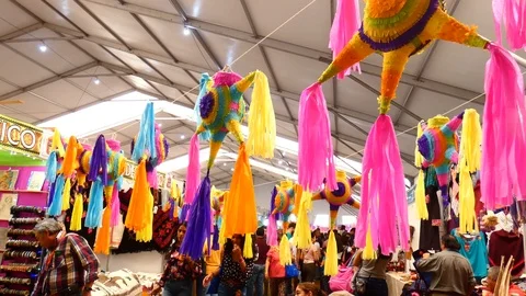 Mexican pinata Video stock 118615601