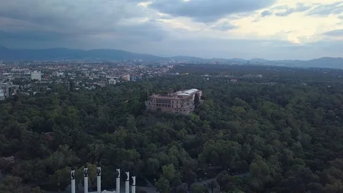 Mexico City: Castillo de Chapultepec aerial sunset scene Video stock 93159166