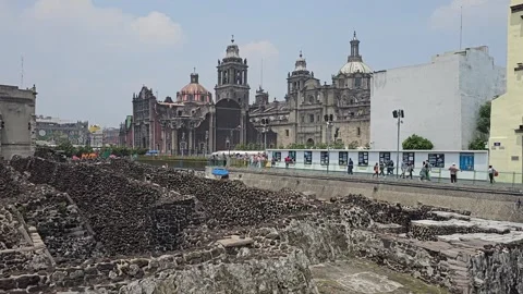 Mexico City – Templo Mayor, Aztec Ruins [8K] 스톡 동영상 340372540