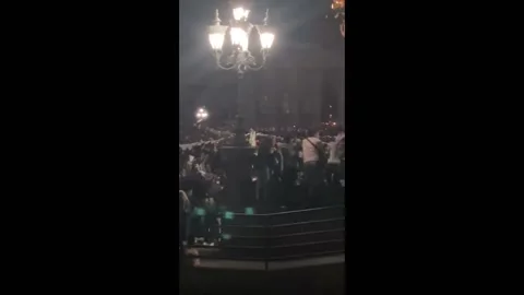 Mexico: State Building Set Fire At End Of Womens Day Protest In Monterrey Vídeos de archivo 235350896