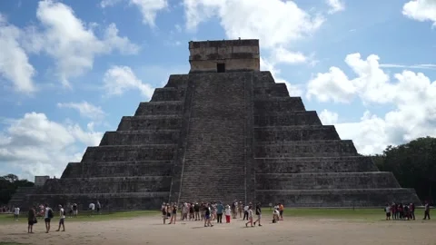 Mexico - Yucatan - Chichen Itza - new 7 wonders of the world Stock Footage 233033653