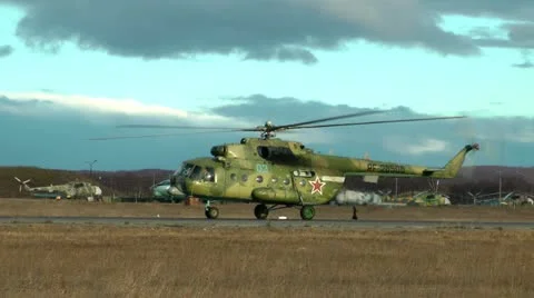 Mi-8 Hip, the most mass helicopter in the history of aircraft 動画素材 12712717