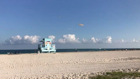MIAMI beach, FL - December 22, 2017: Beach and lifeguard hut in Haulover park Stock Footage 157366291