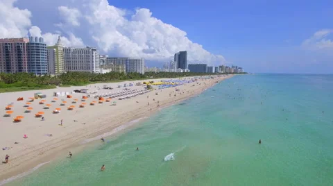 Miami Beach with summer storms approaching from the west Vídeos de archivo 64661185