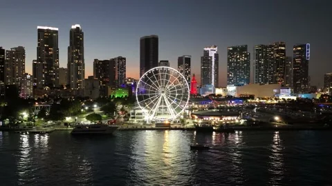 Miami downtown timelapse Vídeos de archivo 168907251
