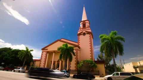 Miami, FL - 2015, Aug 2: Calle Ocho Church Hyperlapse 스톡 동영상 310562566