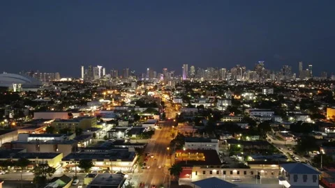 Miami Night Hyperlapse - Traffic down Flagler and city skyline in background Stock Footage 147165890