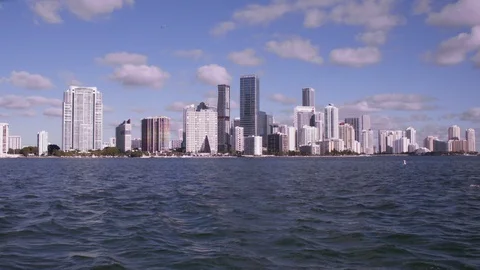 Miami Ocean &amp; skyline timelapse 1 Video stock 104523880