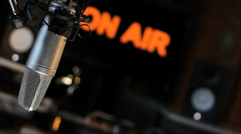 MIC IN BROADCAST ROOM Vidéo 33087058