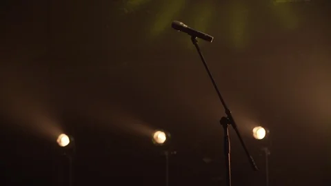 Mic ready to use, Rack Focus Stock Footage 108884601